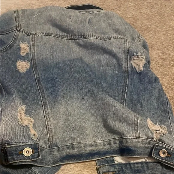 Cison Distressed Denim Jacket - Picture 5 of 5